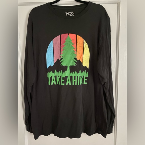 ⚡️ Take a Hike long sleeve graphic tee - Picture 1 of 3